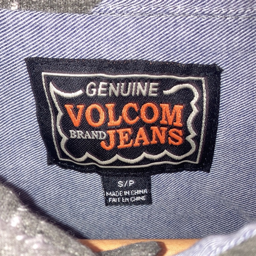 Volcom Gray Warm Button Down Skateboarding Shirt … - image 3
